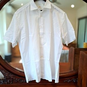 White short sleeved Brioni shirt 100% cotton neck 17, sleeve 24 and shoulder 25